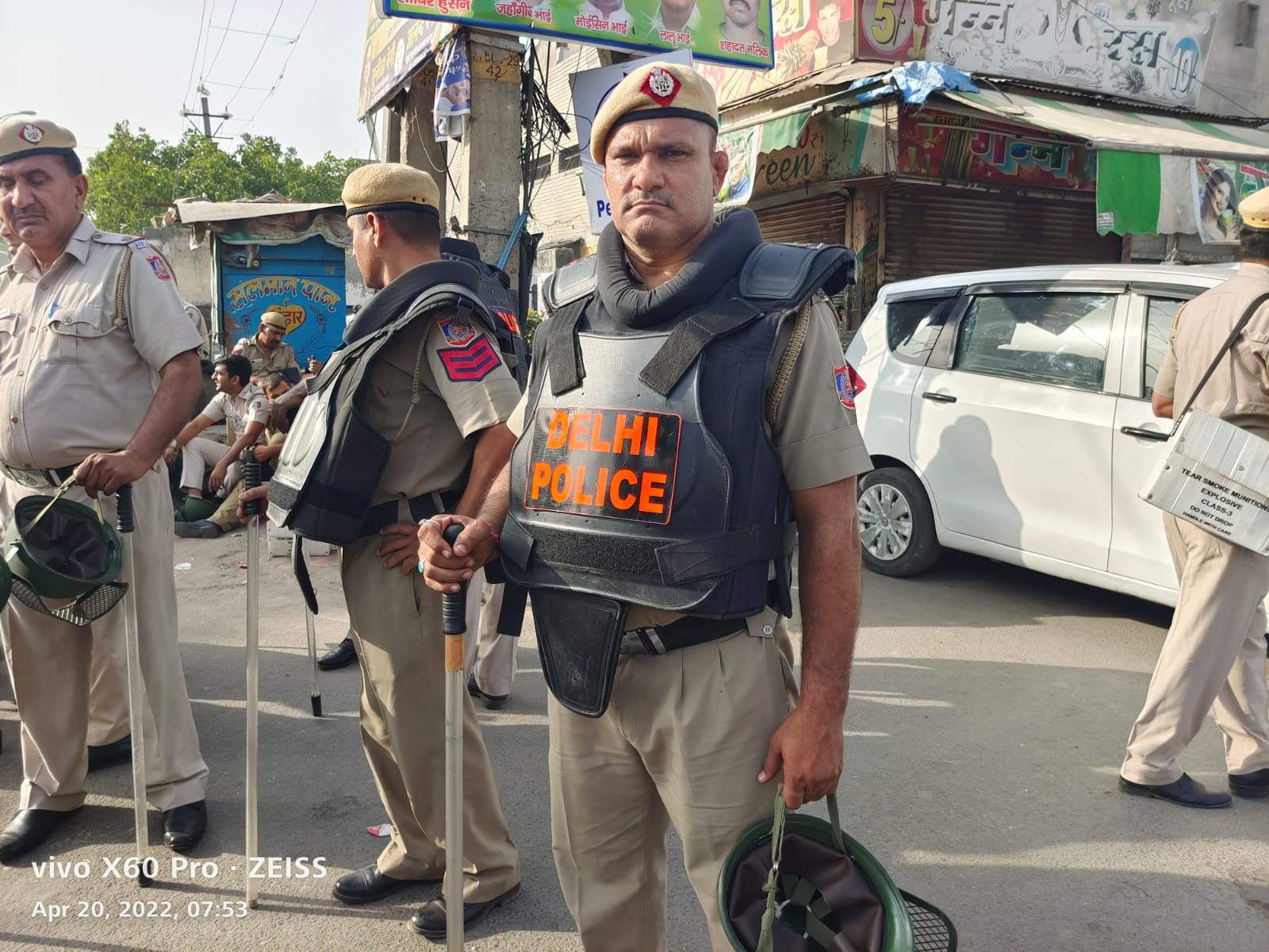 जहांगीरपुरी हिंसा बुलडोजर