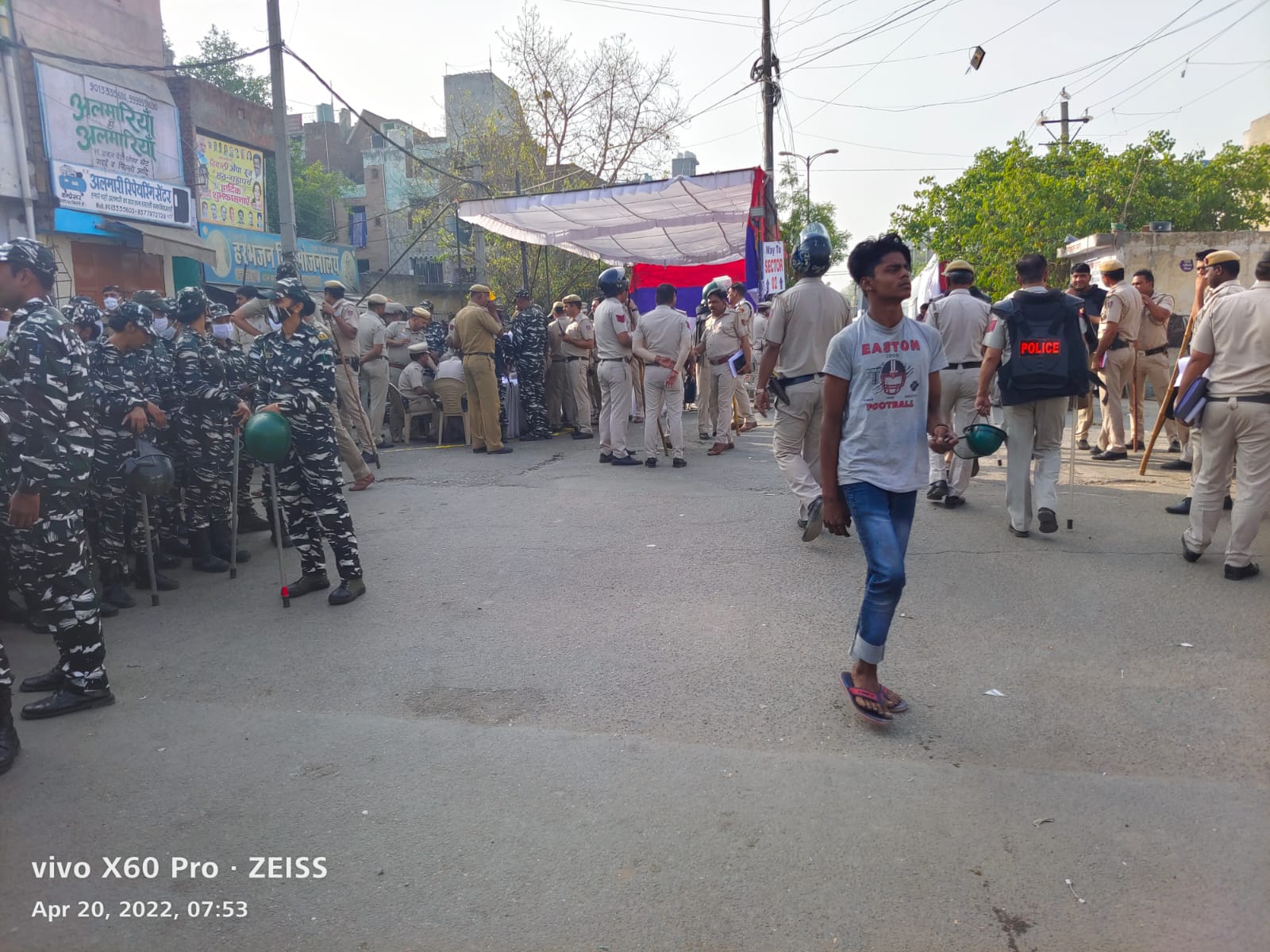 जहांगीरपुरी हिंसा बुलडोजर