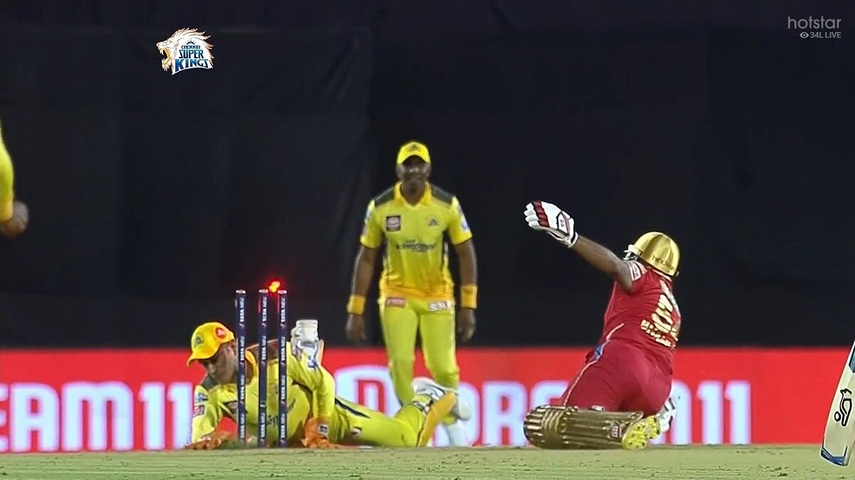 dhoni runout csk