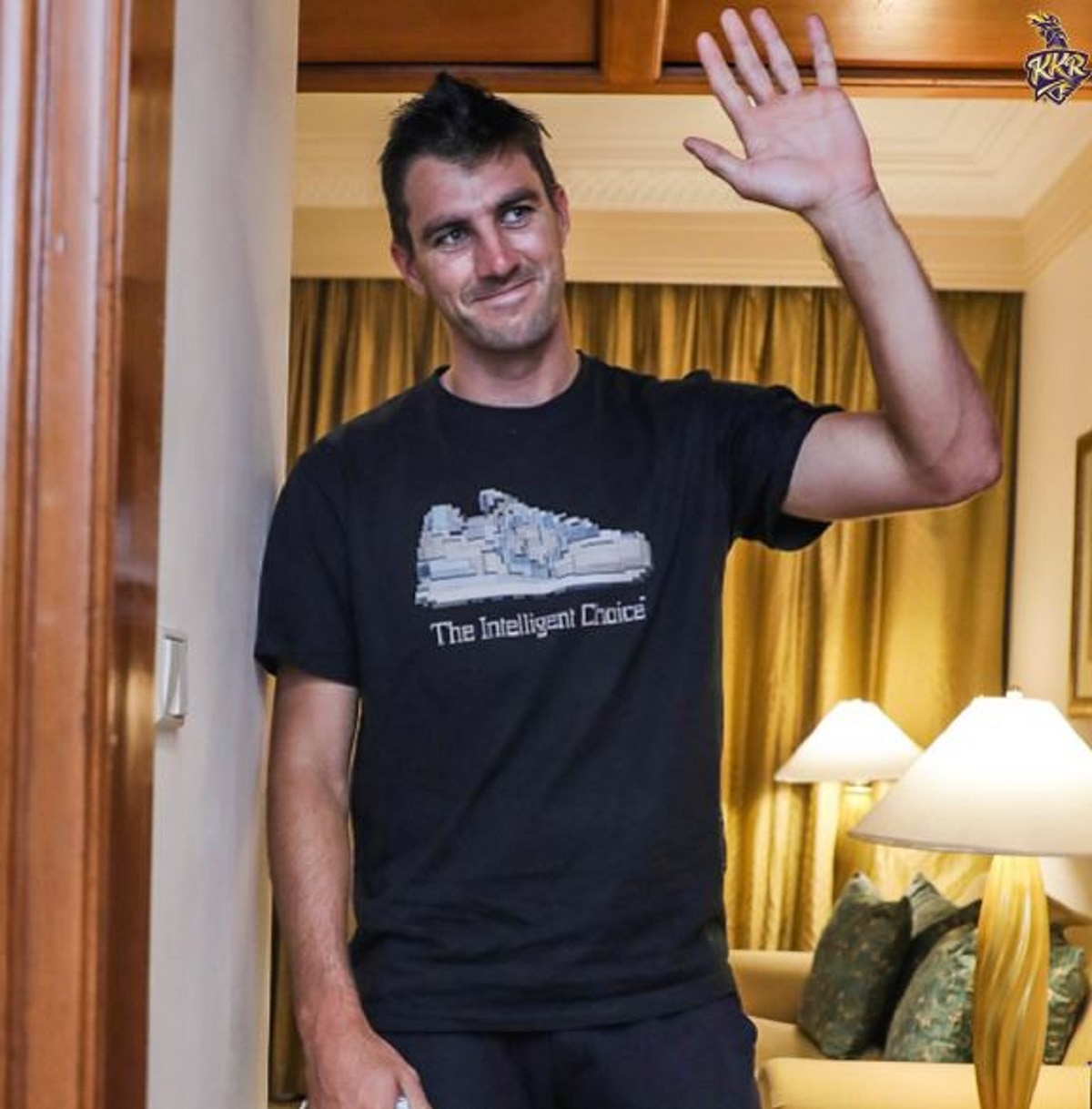 Pat Cummins (Twitter)