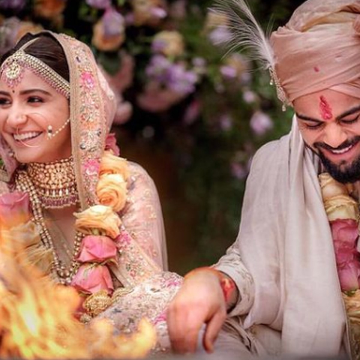 अनुष्का शर्मा-विराट कोहली 