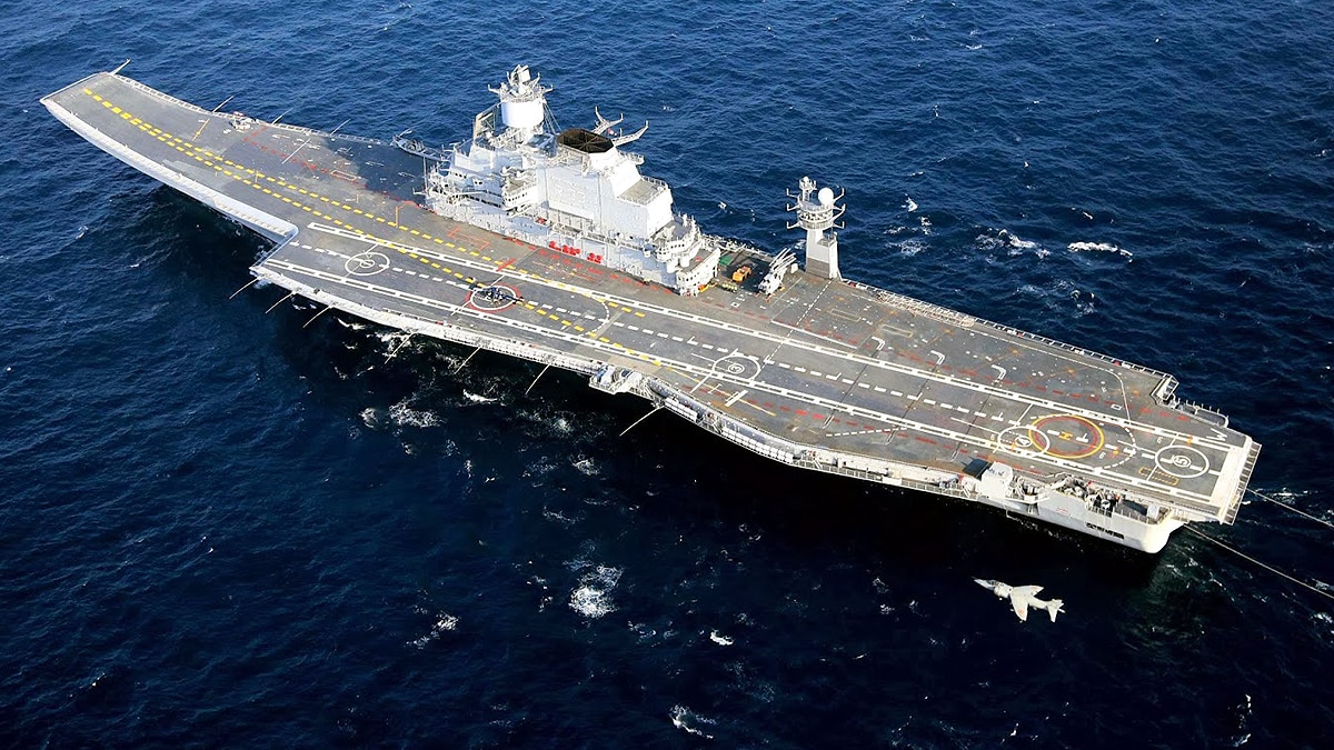 Difference In Naval Ships