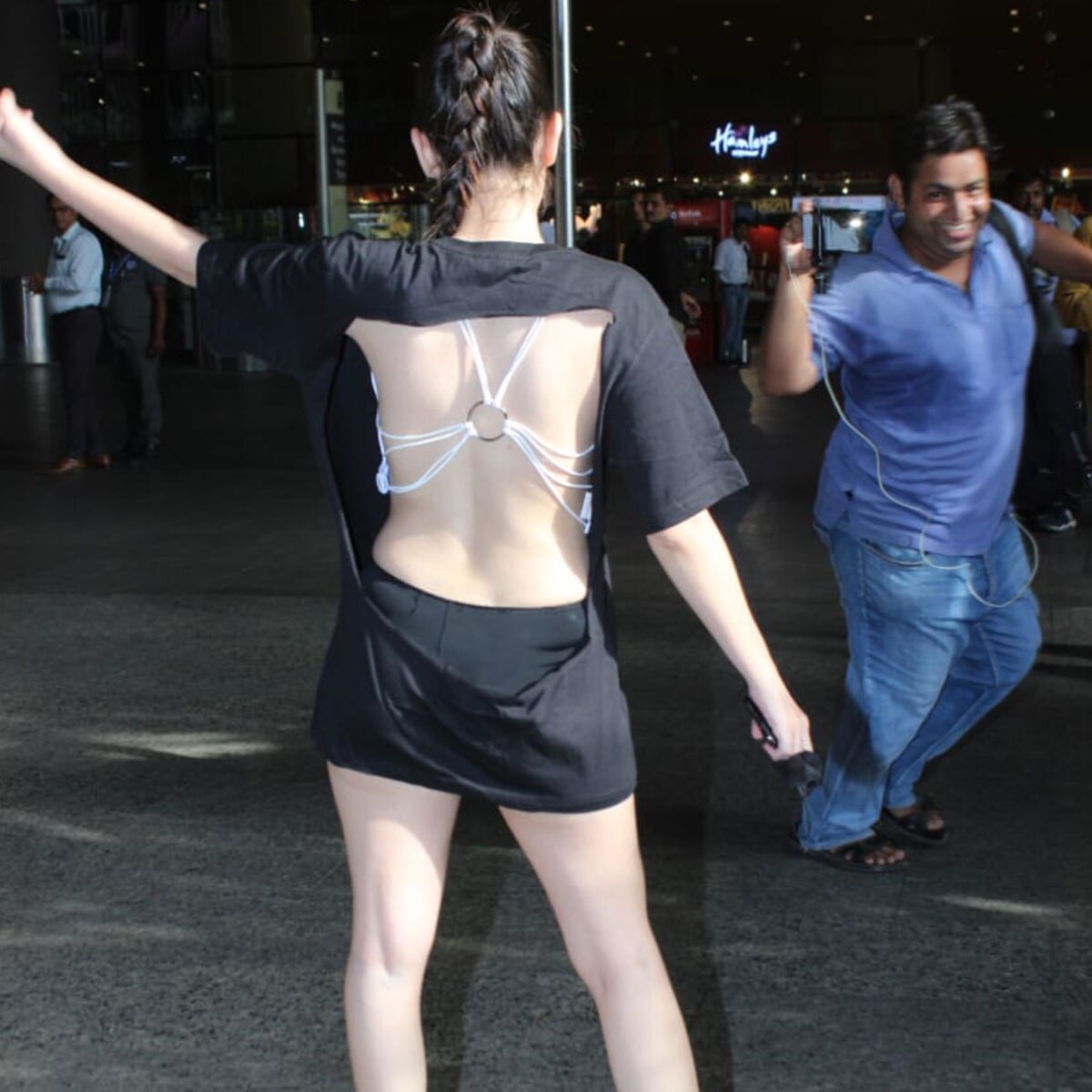 उर्फी जावेद