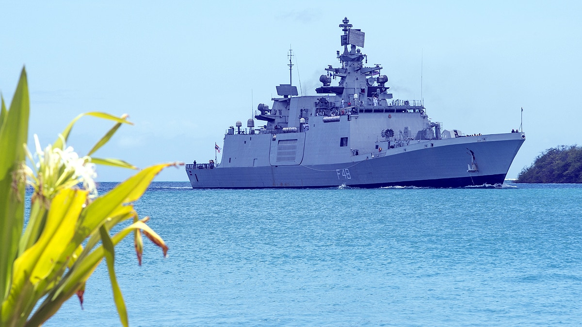 Difference In Naval Ships