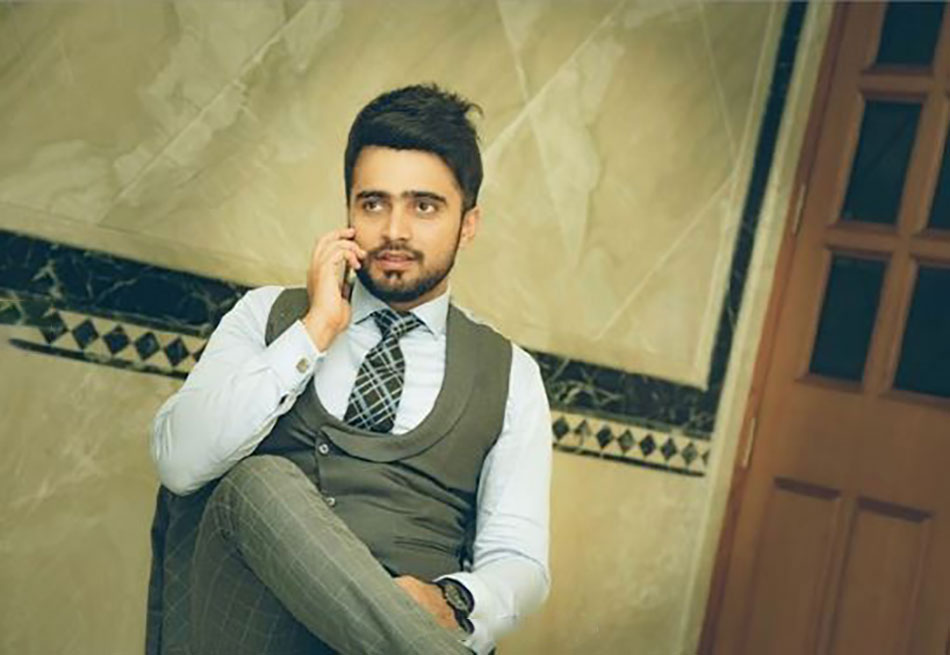 आदिल खान