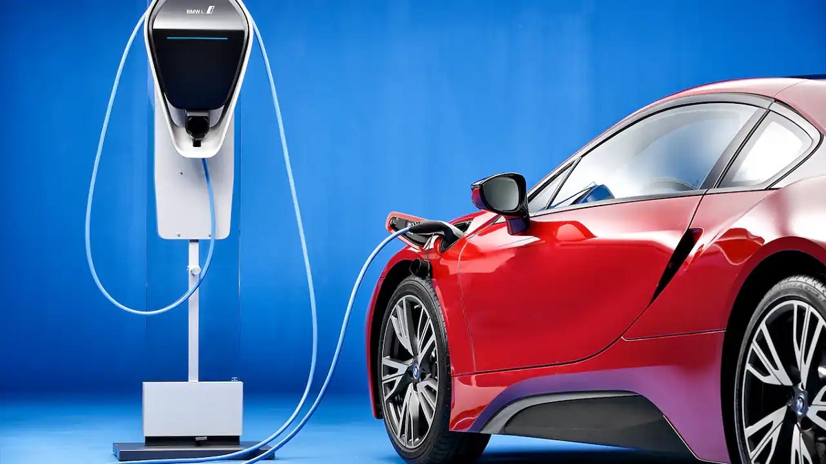 BMW i8 है Hybrid Super Car