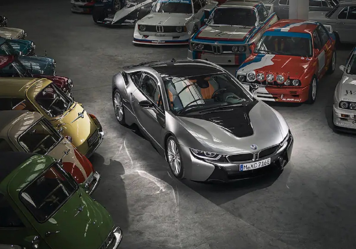 लक्जरी और सेफ्टी में जानदार