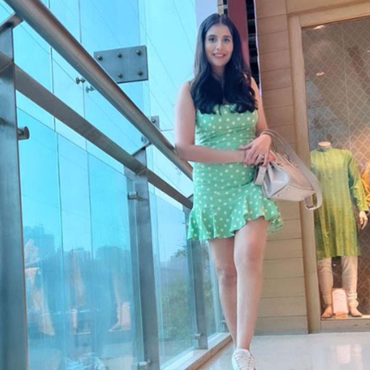 चारू असोपा