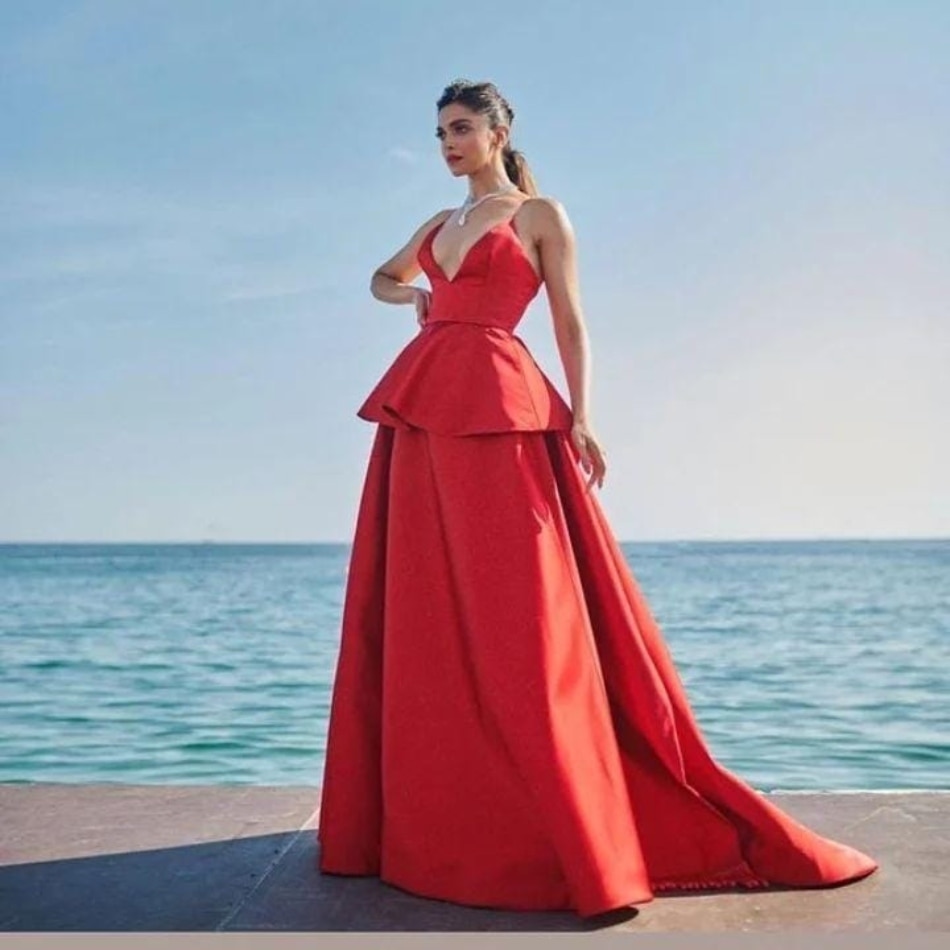 दीपिका पादुकोण 