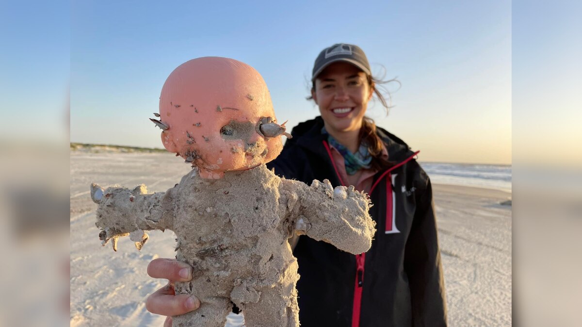 Dolls Washing Up In Texas