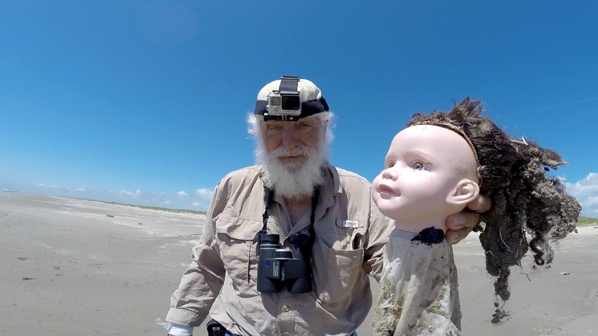 Dolls Washing Up In Texas