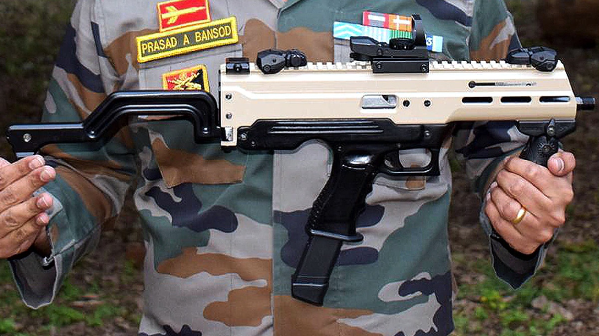 Sub machine Gun pistol ASMI