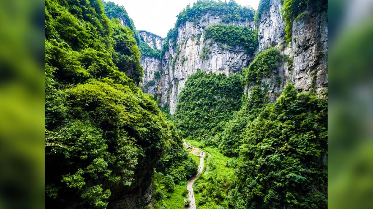 China's Giant Sinkhole