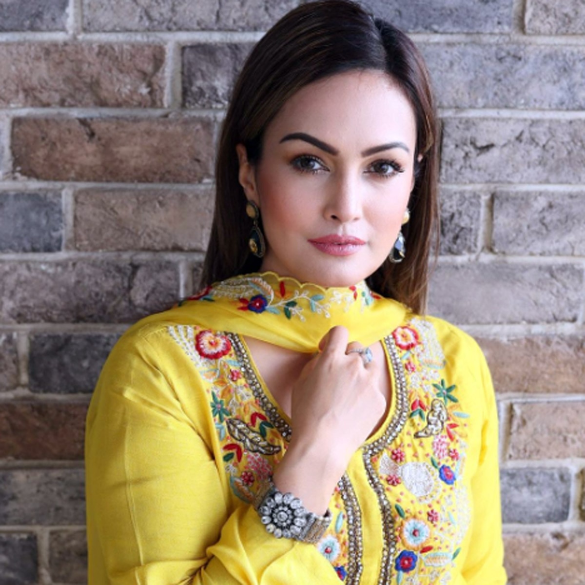 करण मेहरा और निशा रावल