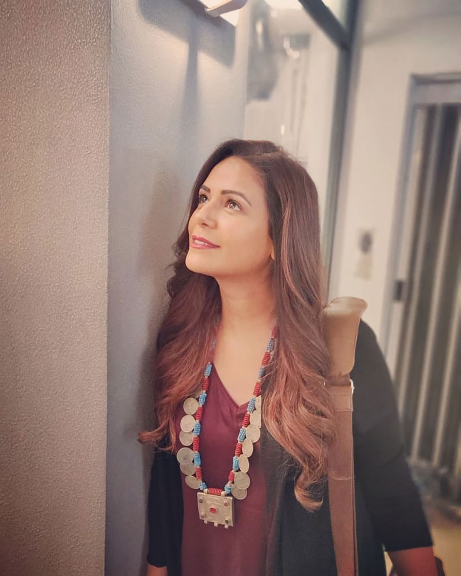 मोना सिंह