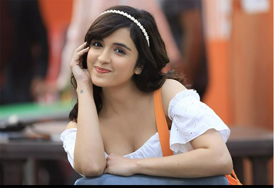 शर्ली सेतिया