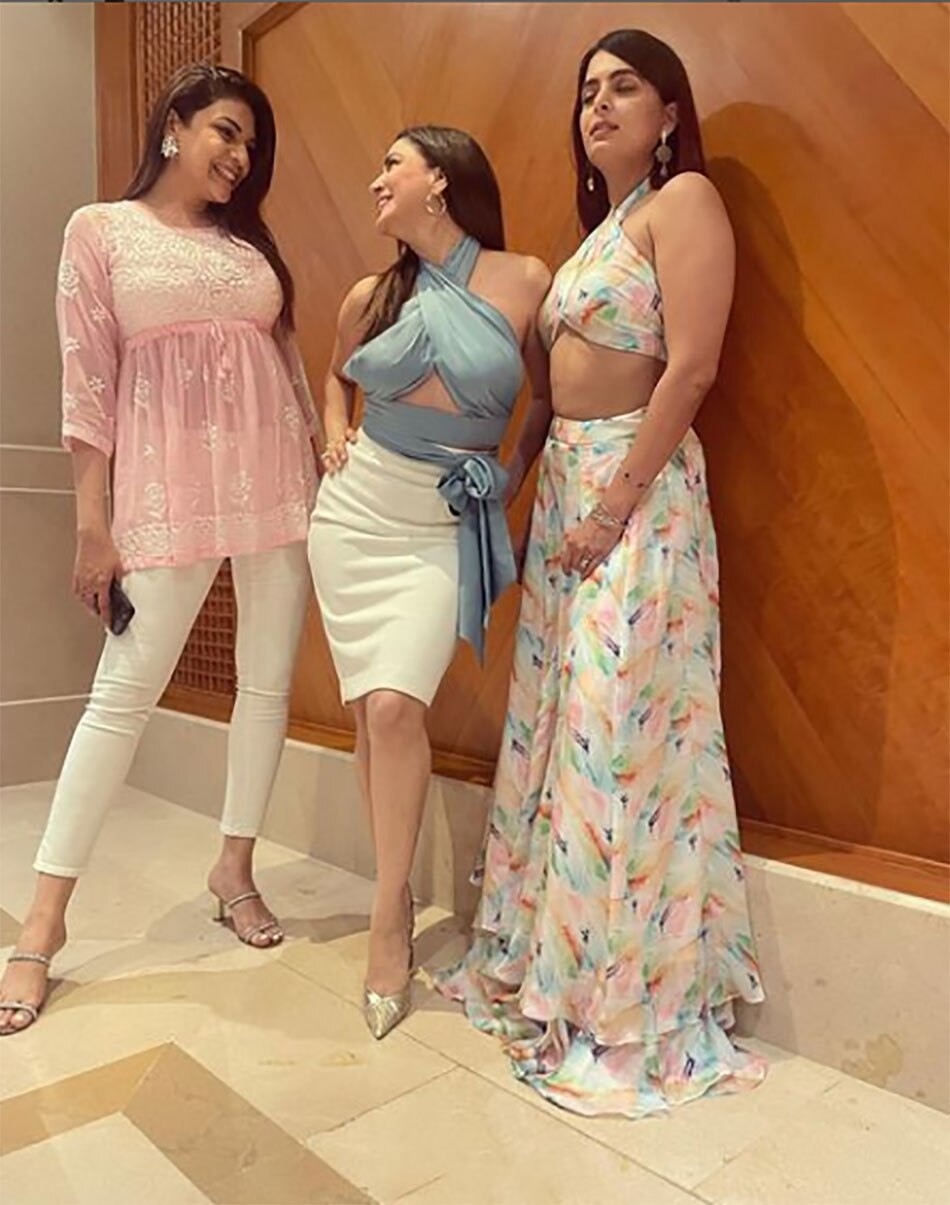 श्रद्धा आर्या