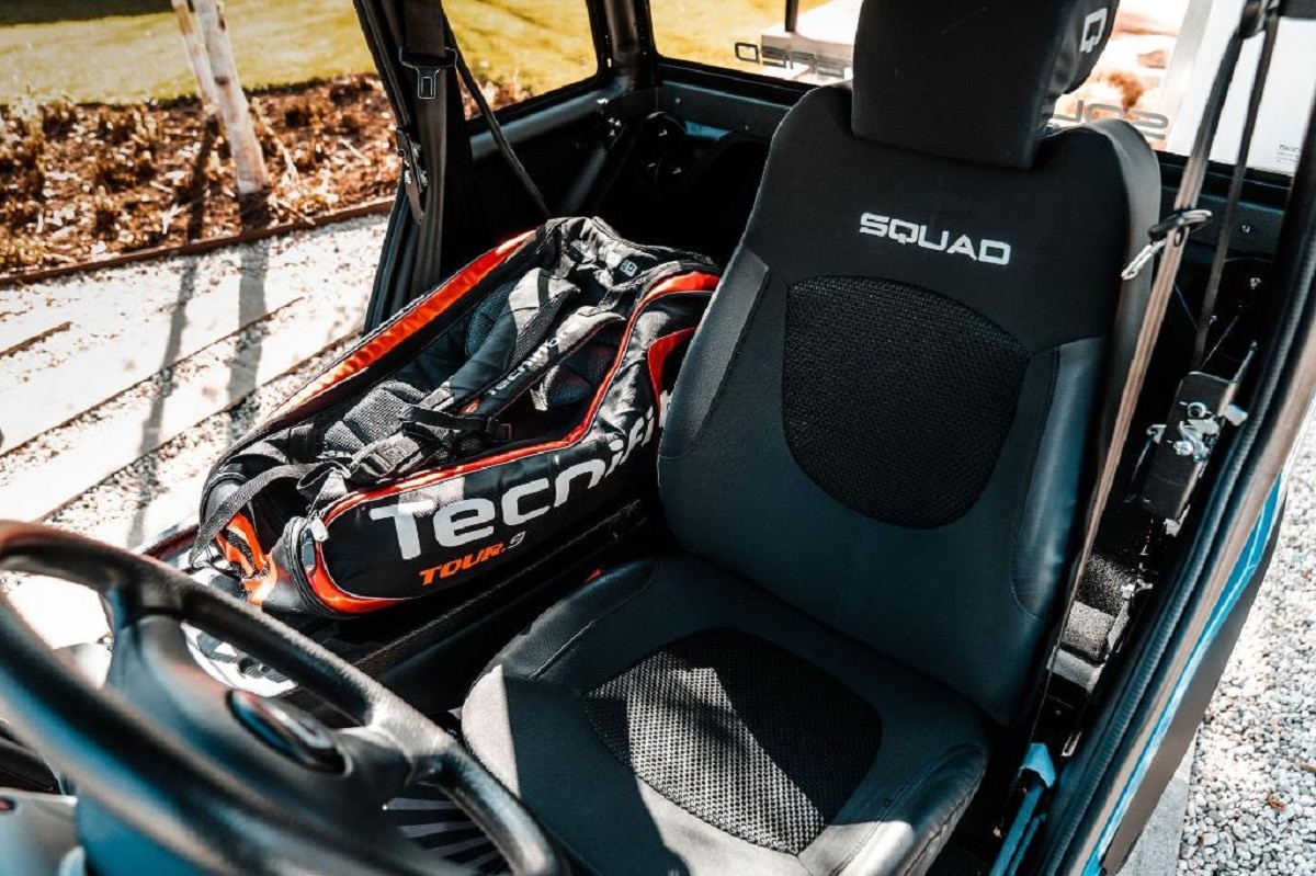 कार में आते हैं ढेर सारे फीचर्स 