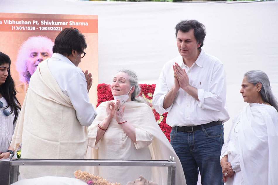 अमिताभ बच्चन