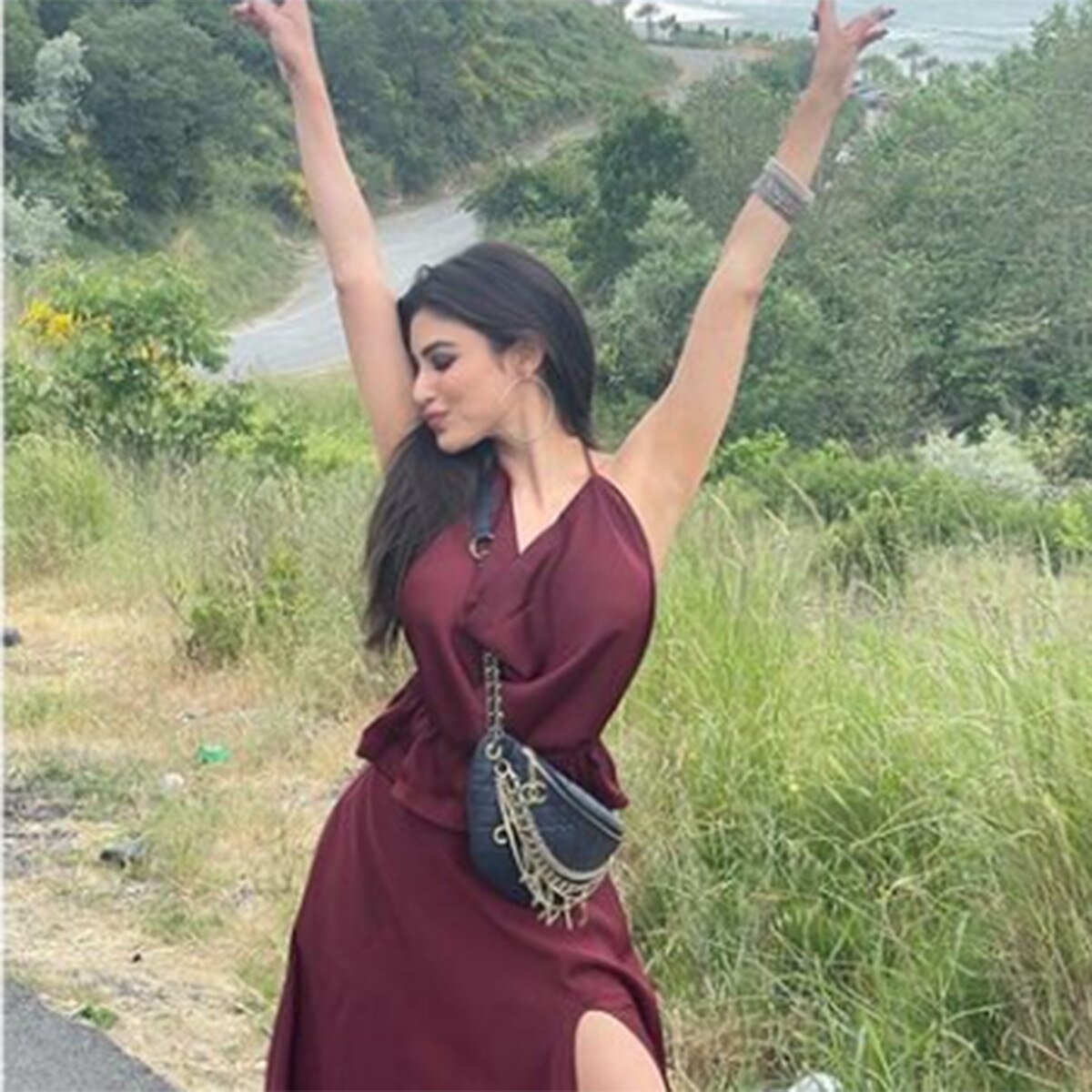 मौनी रॉय