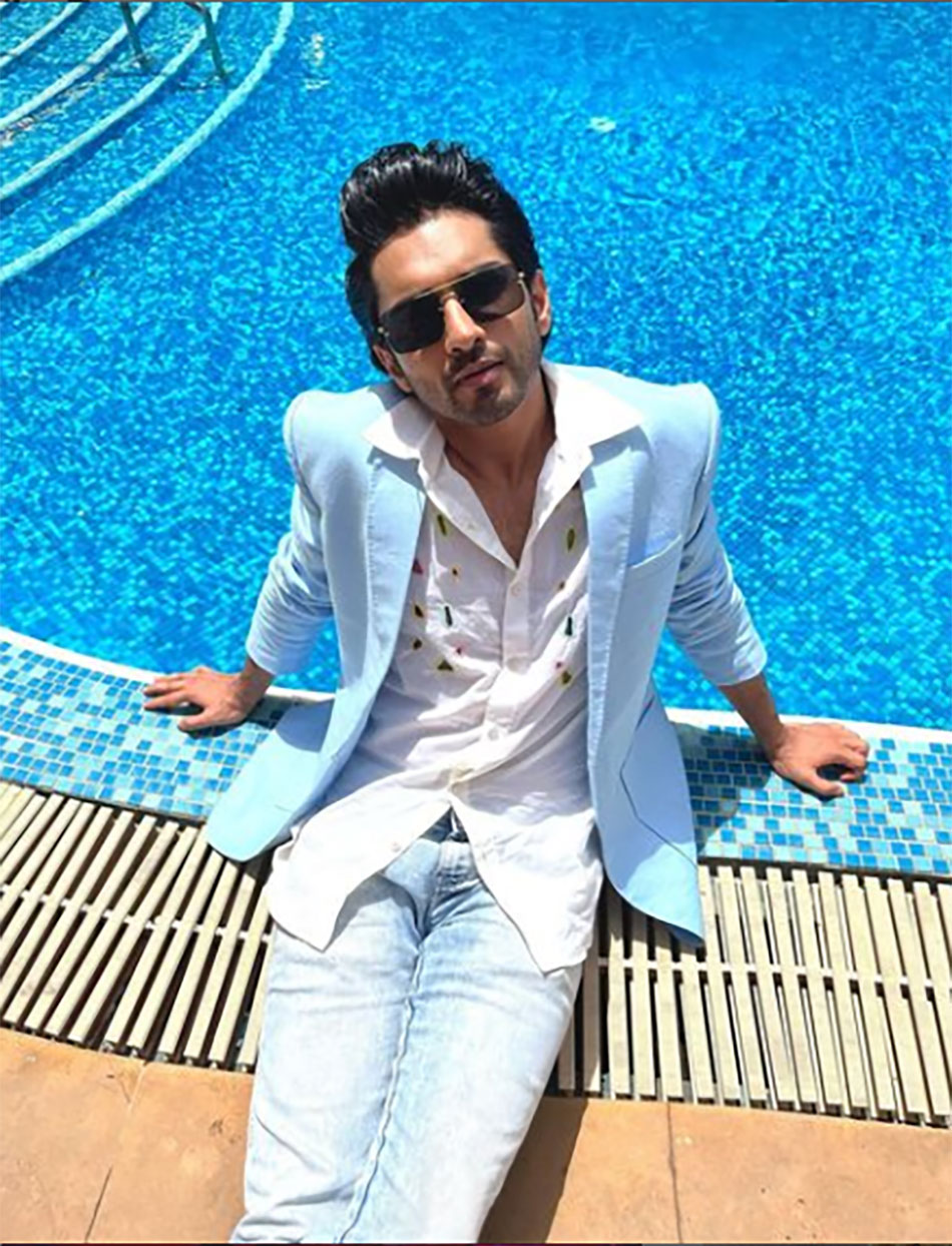 अनुज सिंह ढाका