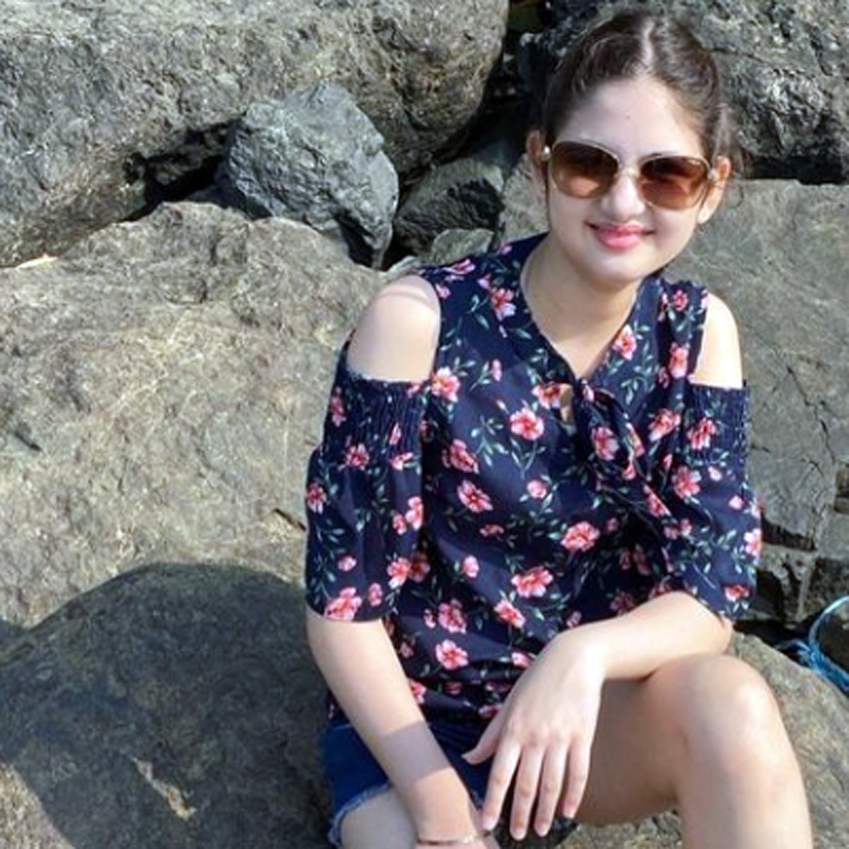  हर्षाली मल्होत्रा