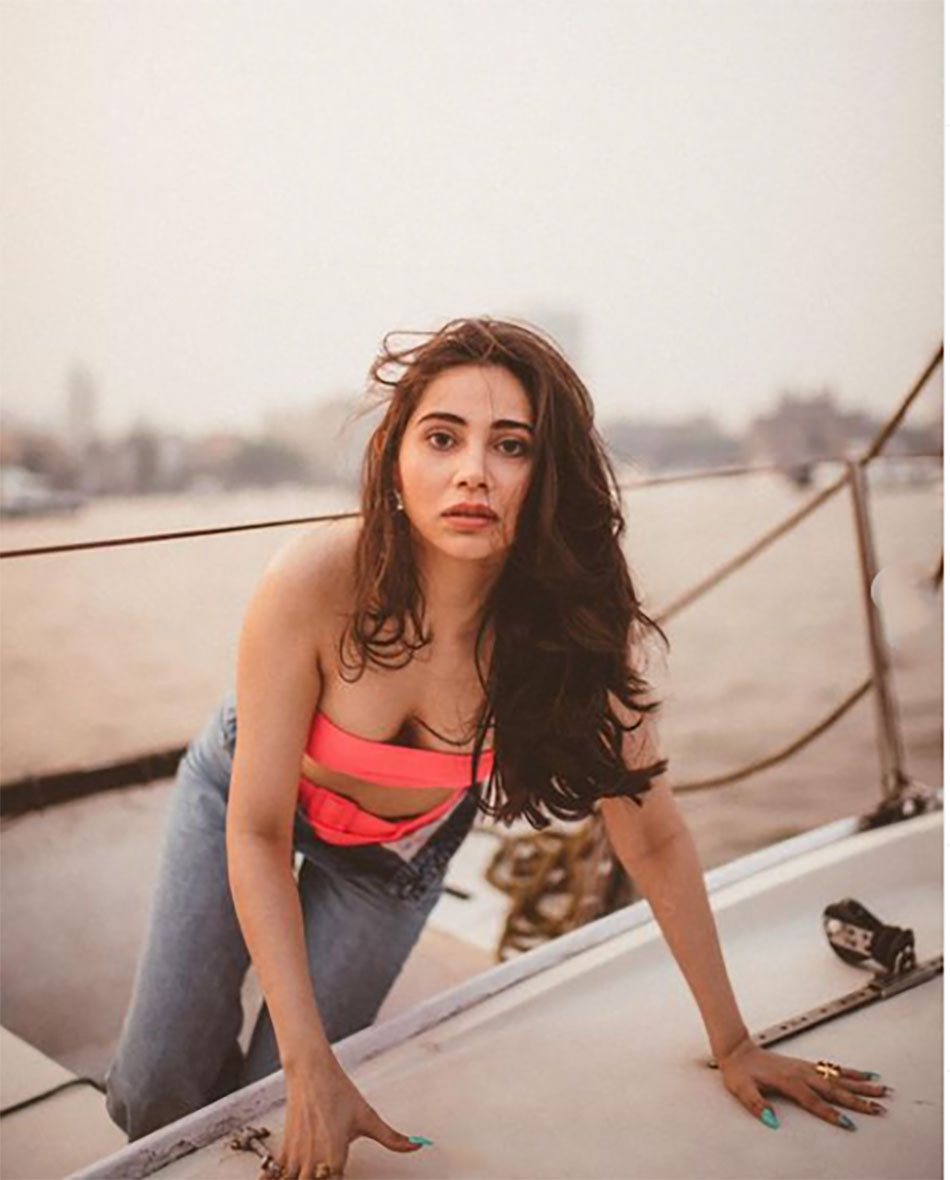 जारा खान 