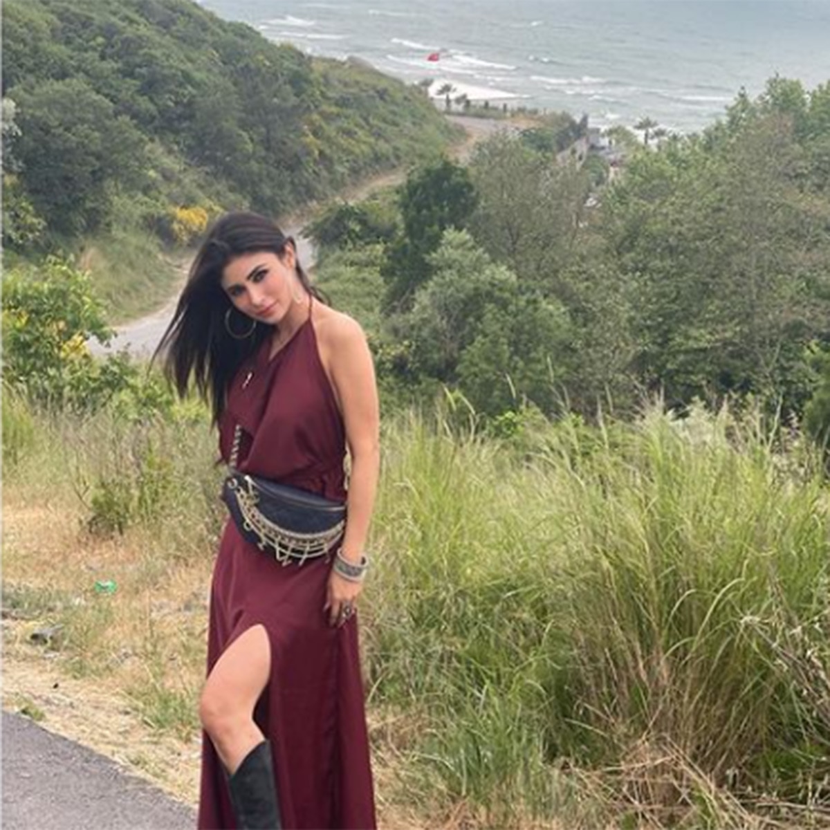 मौनी रॉय