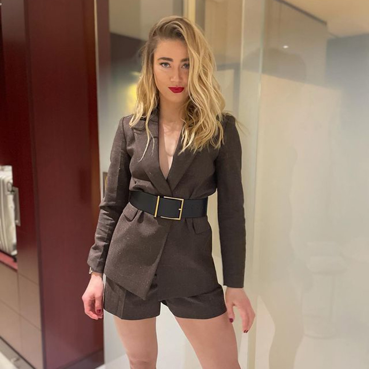 एम्बर हर्ड