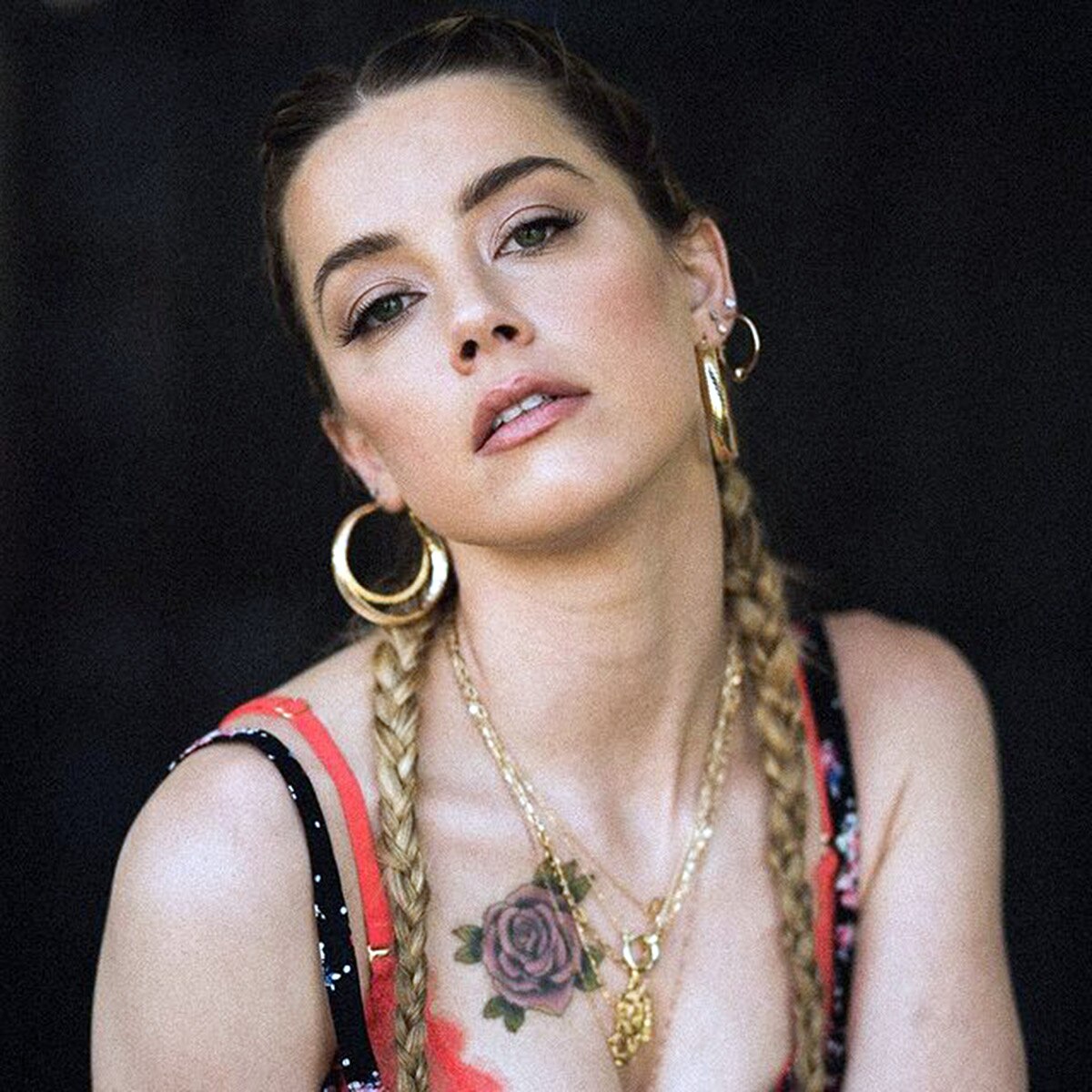 एम्बर हर्ड