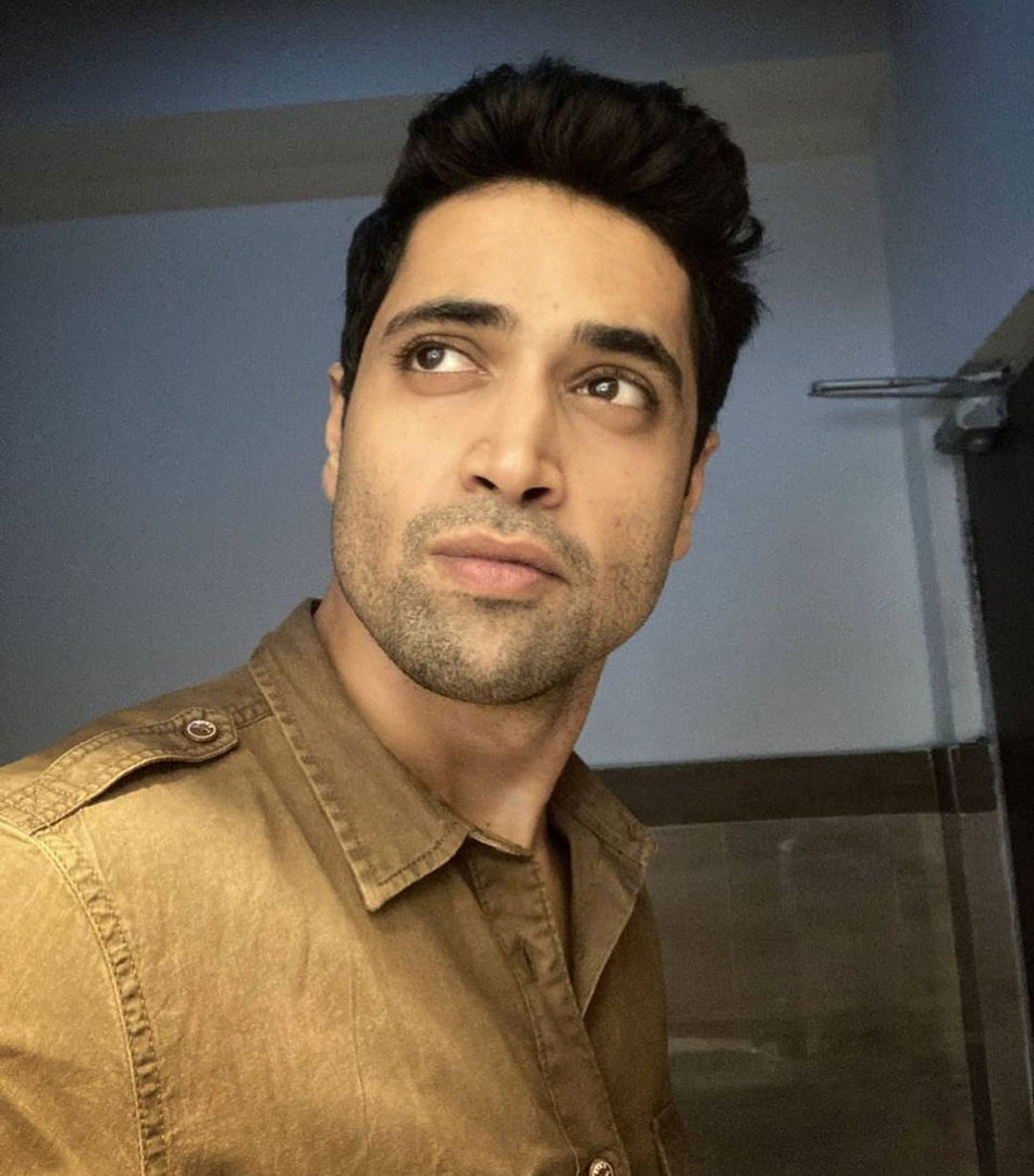 अदिवि शेष