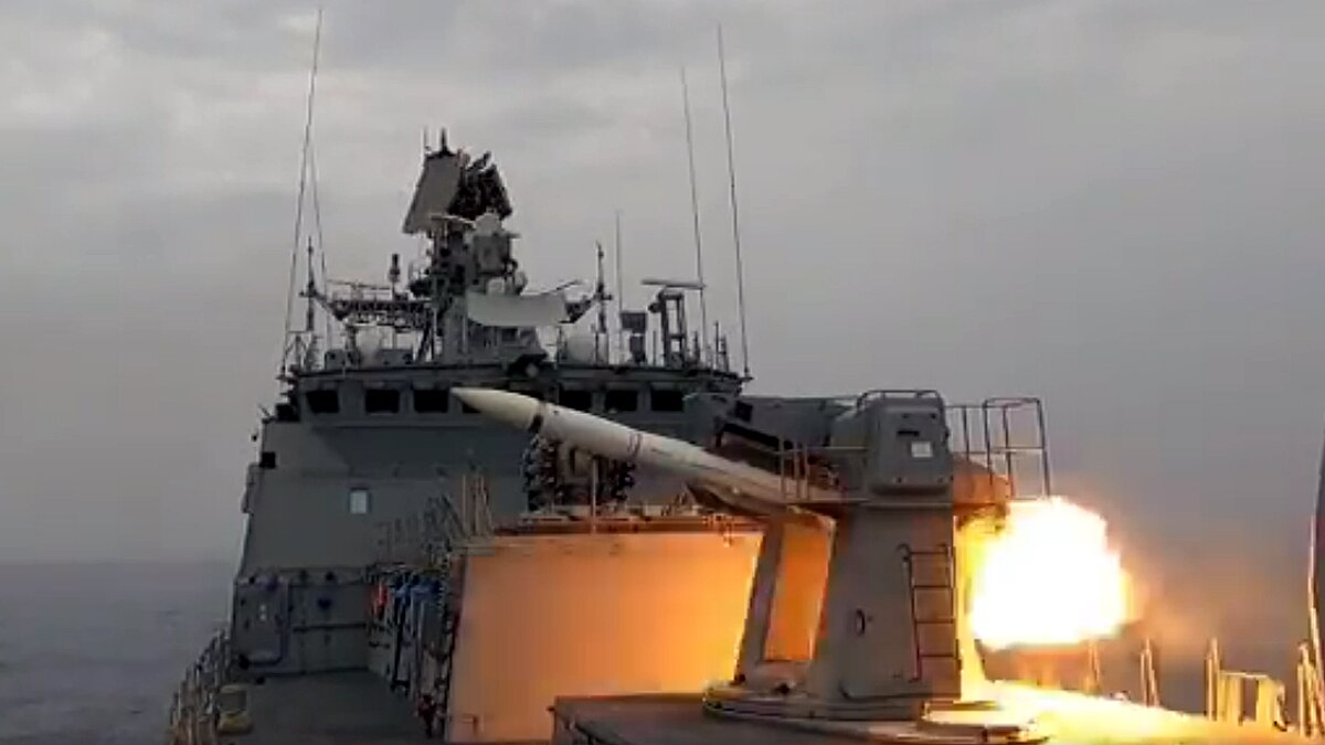 DRDO VL-SRSAM Indian Navy