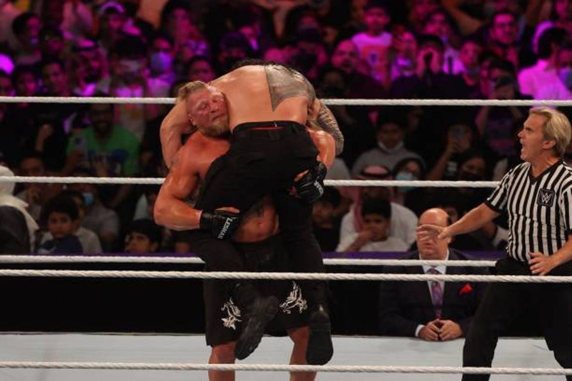 roman reigns vs  brock lesnar
