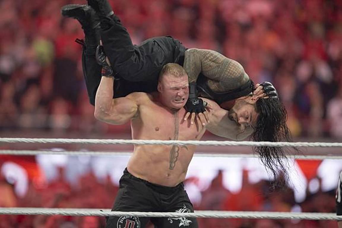 roman reigns vs  brock lesnar