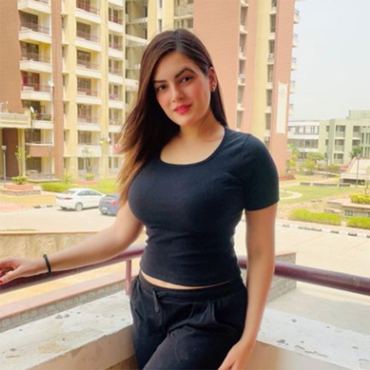  ईशा गुप्ता 