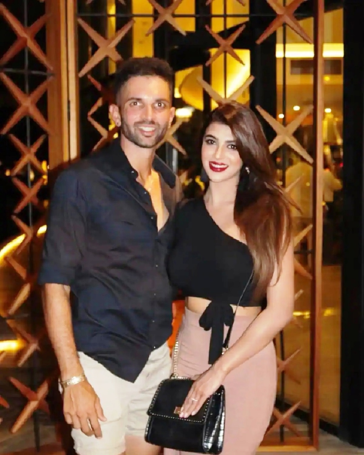  केशव महाराज और लेरिशा मुनसामी 