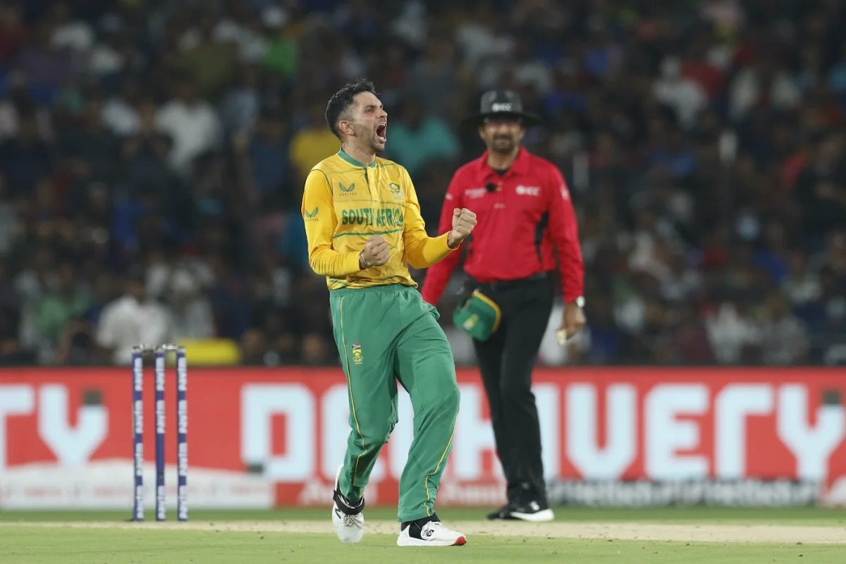  केशव महाराज