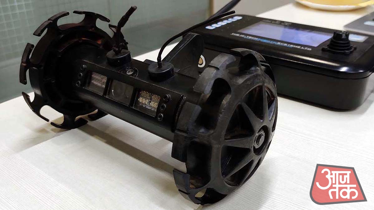 MOLE: Two Wheel Throwable Robot