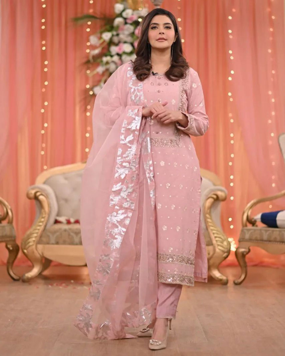 निदा यासिर