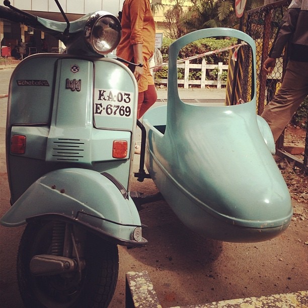 'साइड कार' होती थी शान की सवारी