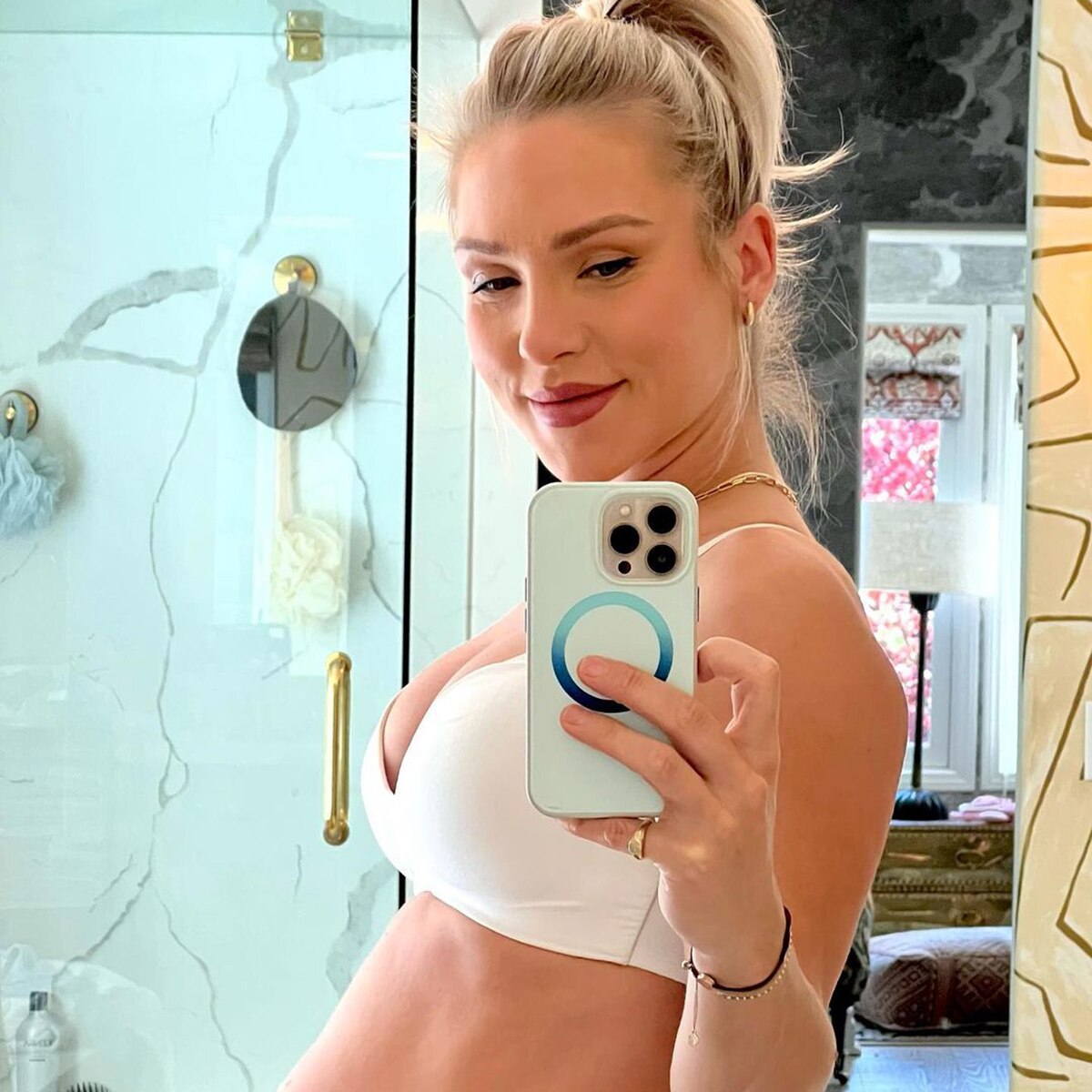 शारना बर्जेस