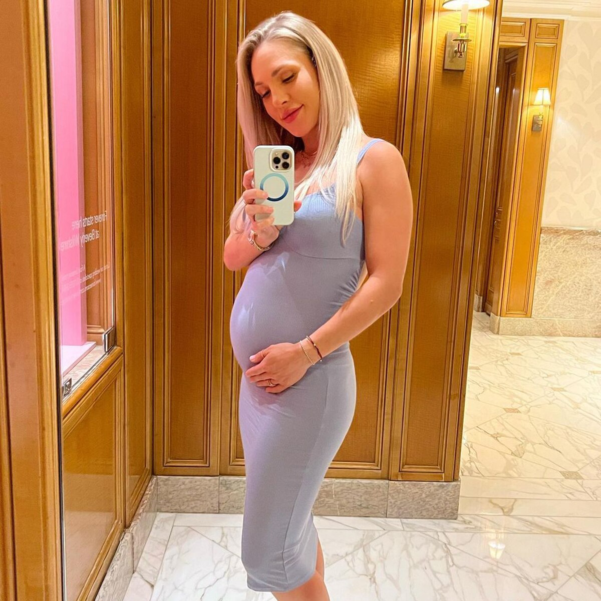 शारना बर्जेस