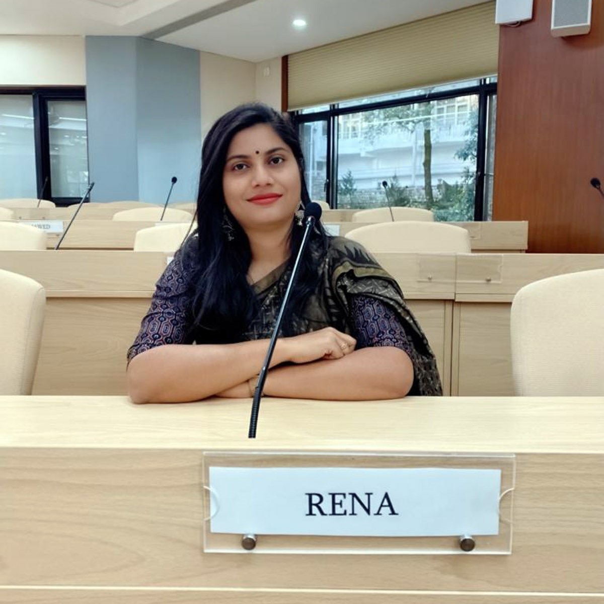 IAS रेना जमील 