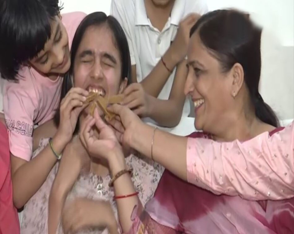 Shanan Family (Photo:ANI)