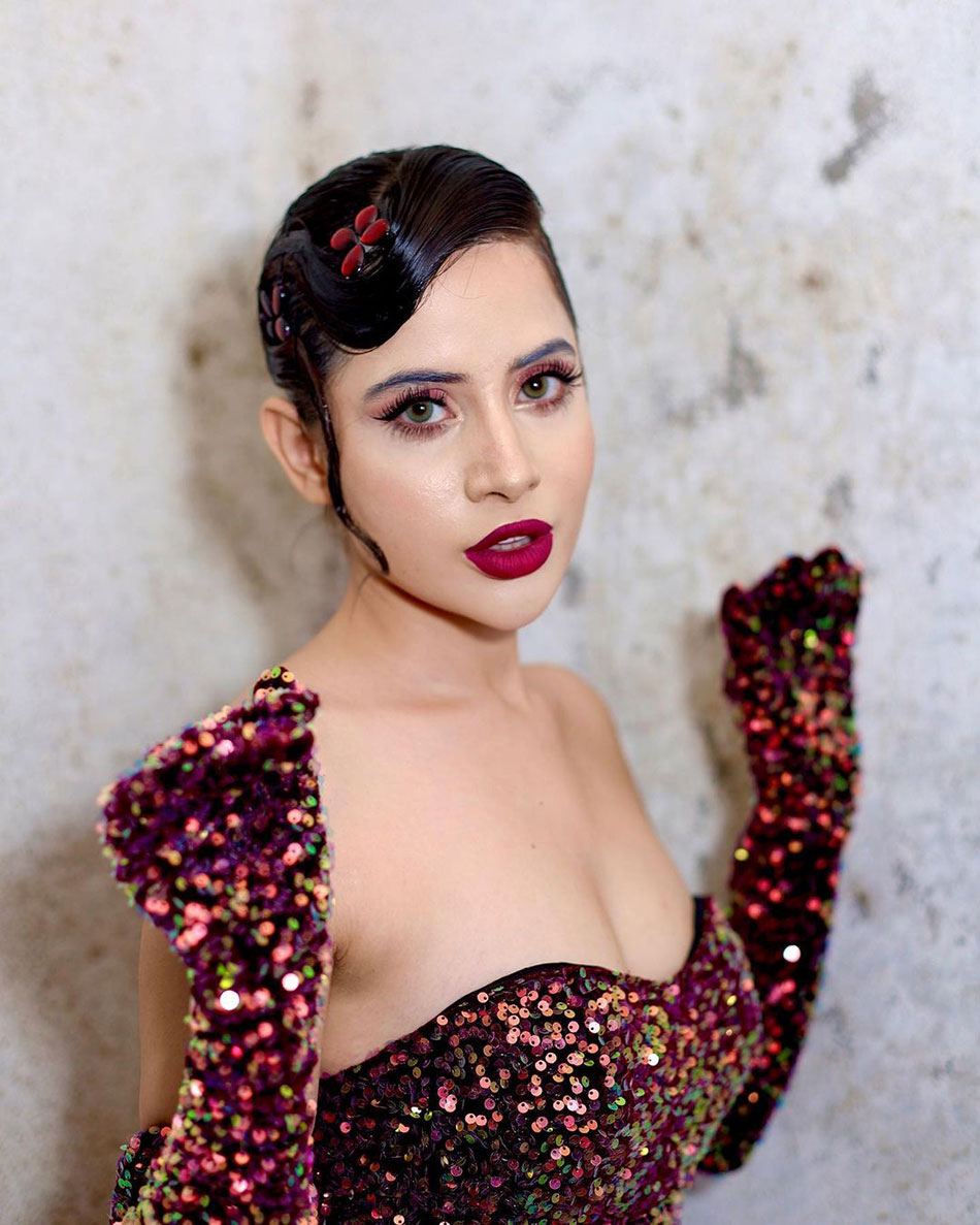 उर्फी जावेद