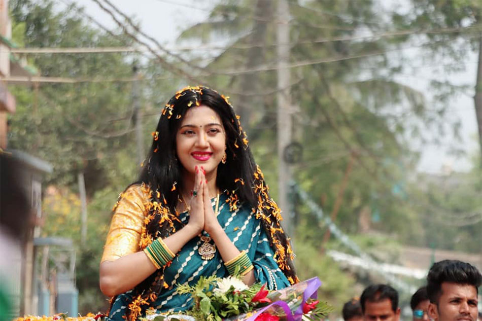 Varsha Priyadarshini And Anubhav Mohanty