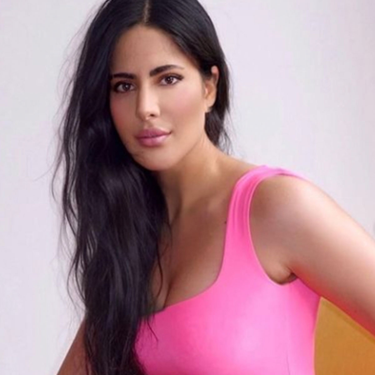 अलीना राय