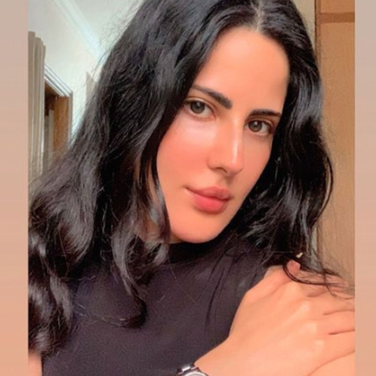 अलीना राय