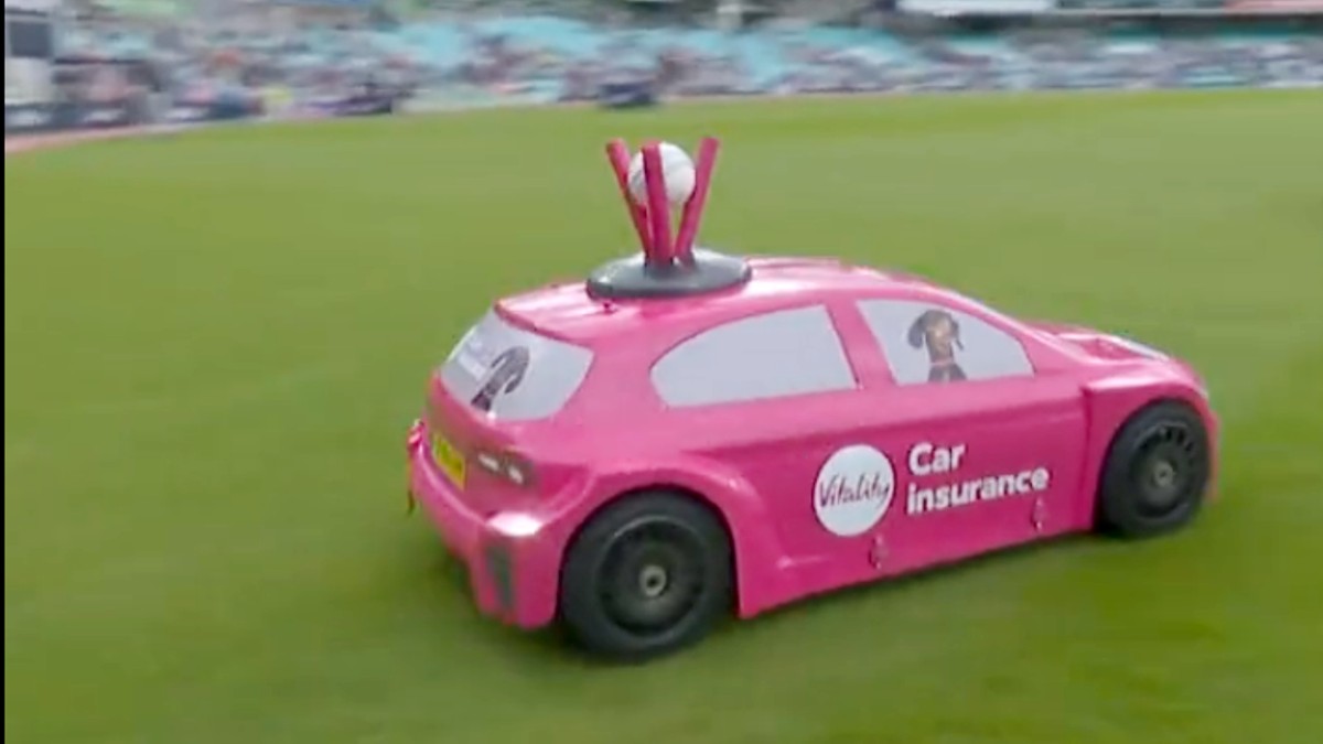 Car use in cricket