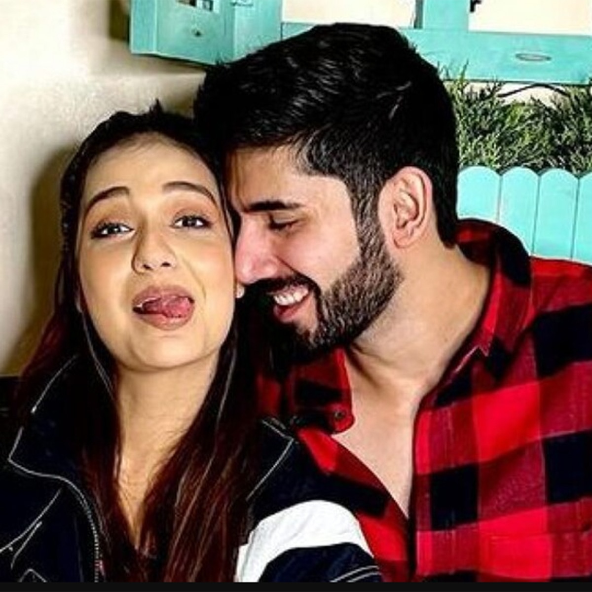 दिव्या अग्रवाल, वरुण सूद